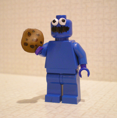 Lego custom minifig cookie monster
