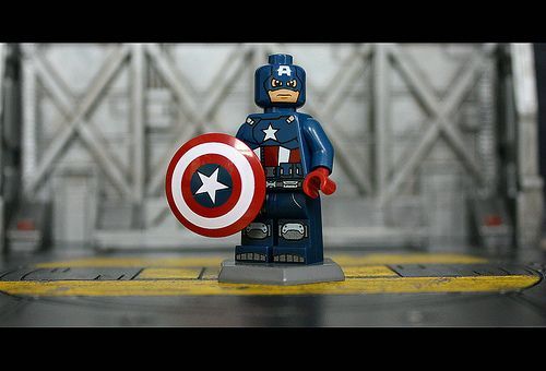 LEGO Captain America Minifigure